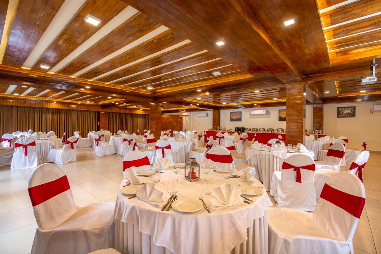 The Orchard Retreat & Spa Srinagar  Bagian luar foto