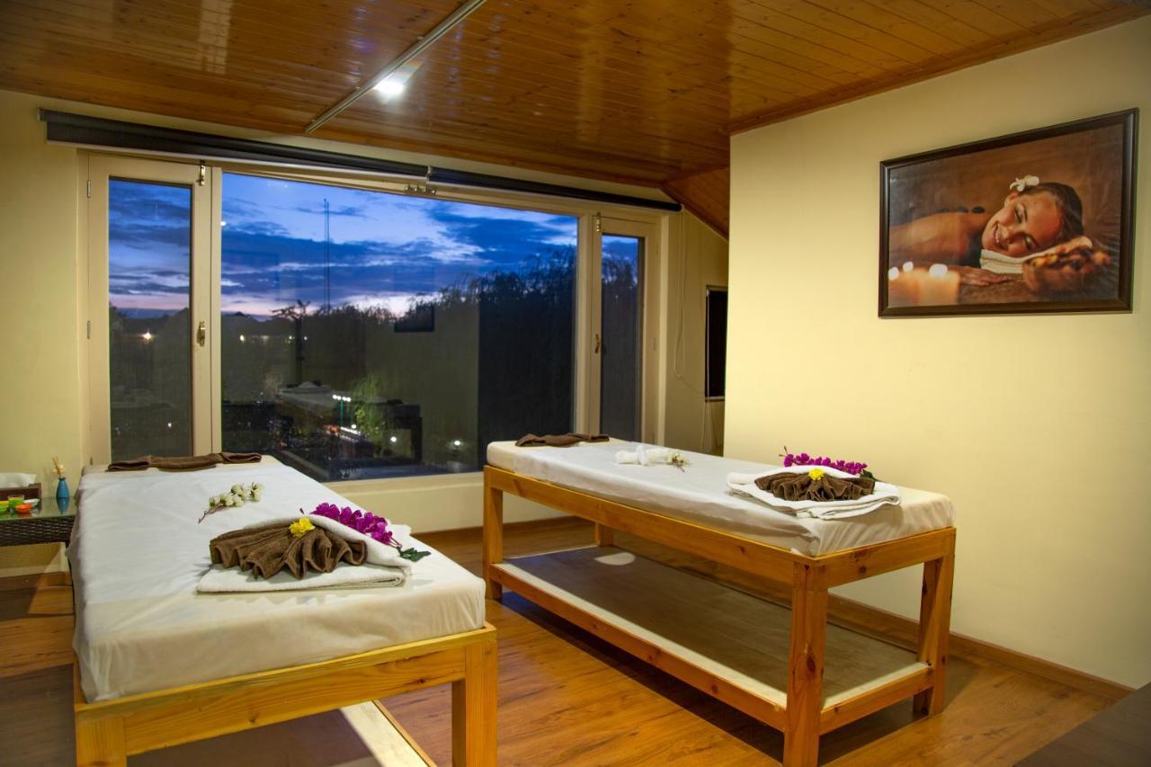 The Orchard Retreat & Spa Srinagar  Bagian luar foto