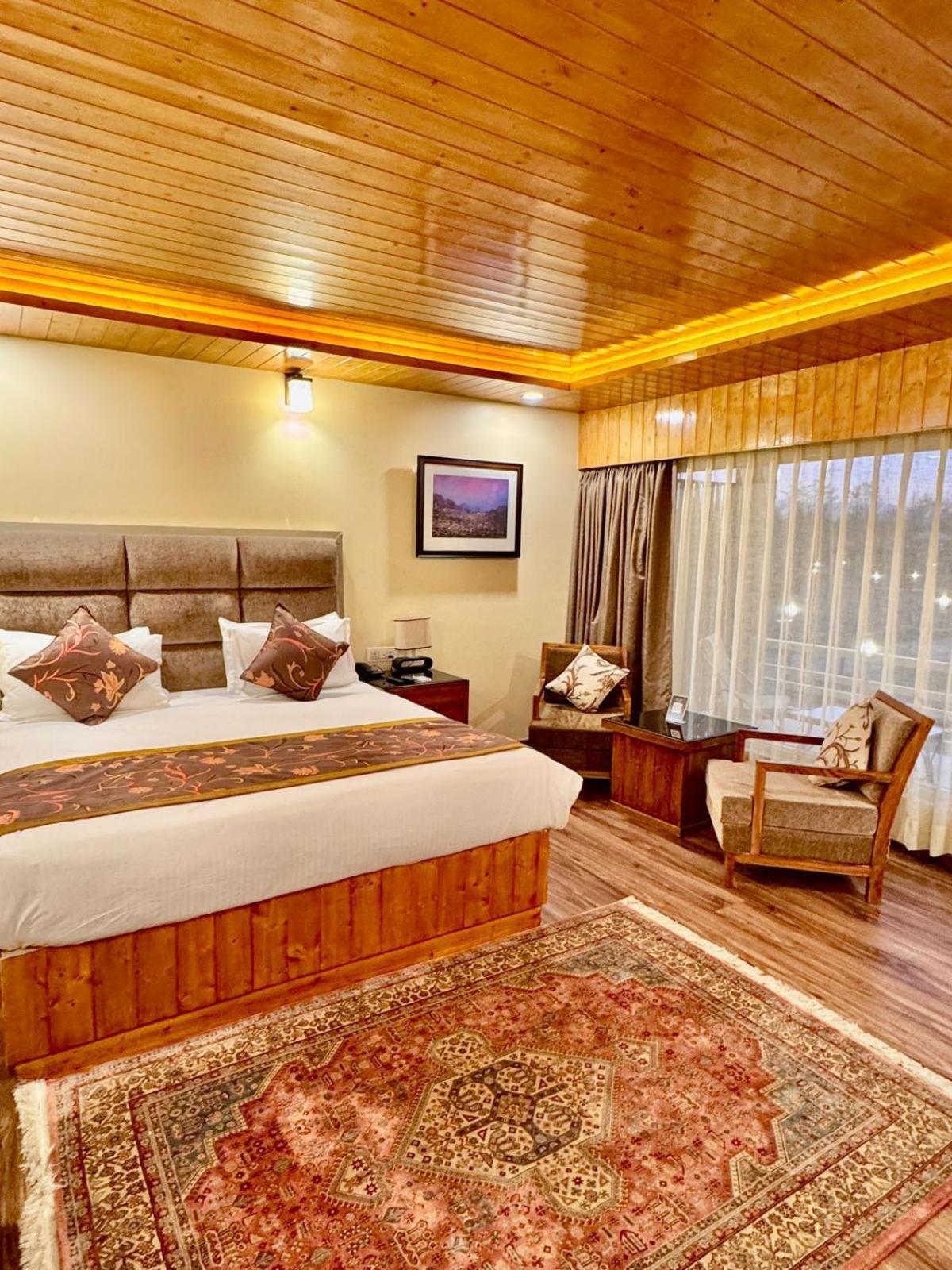 The Orchard Retreat & Spa Srinagar  Bagian luar foto